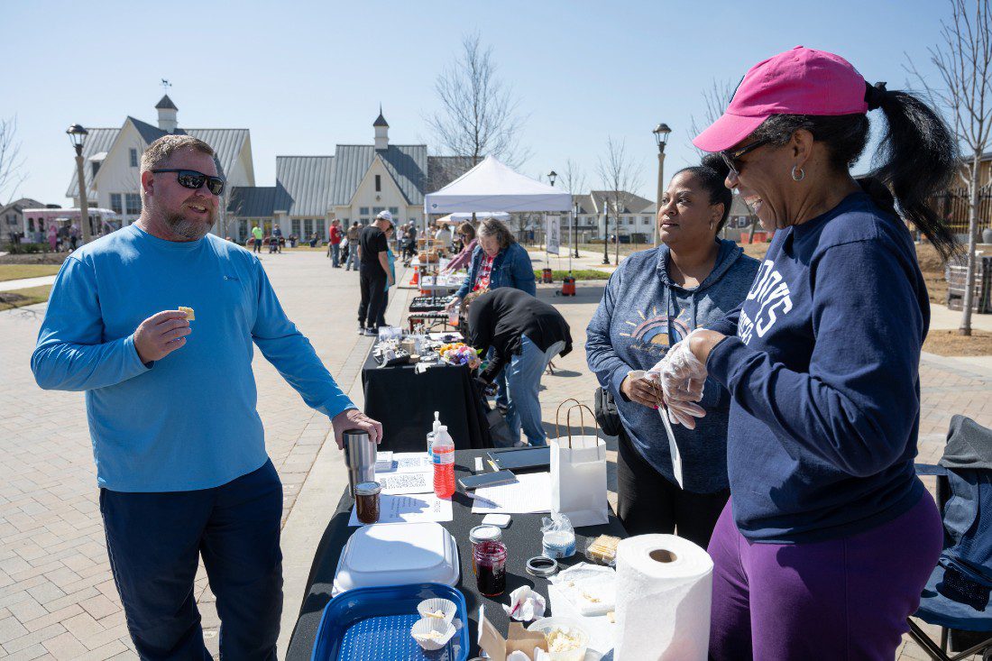 5 Reasons We Love Community Farmers Markets!